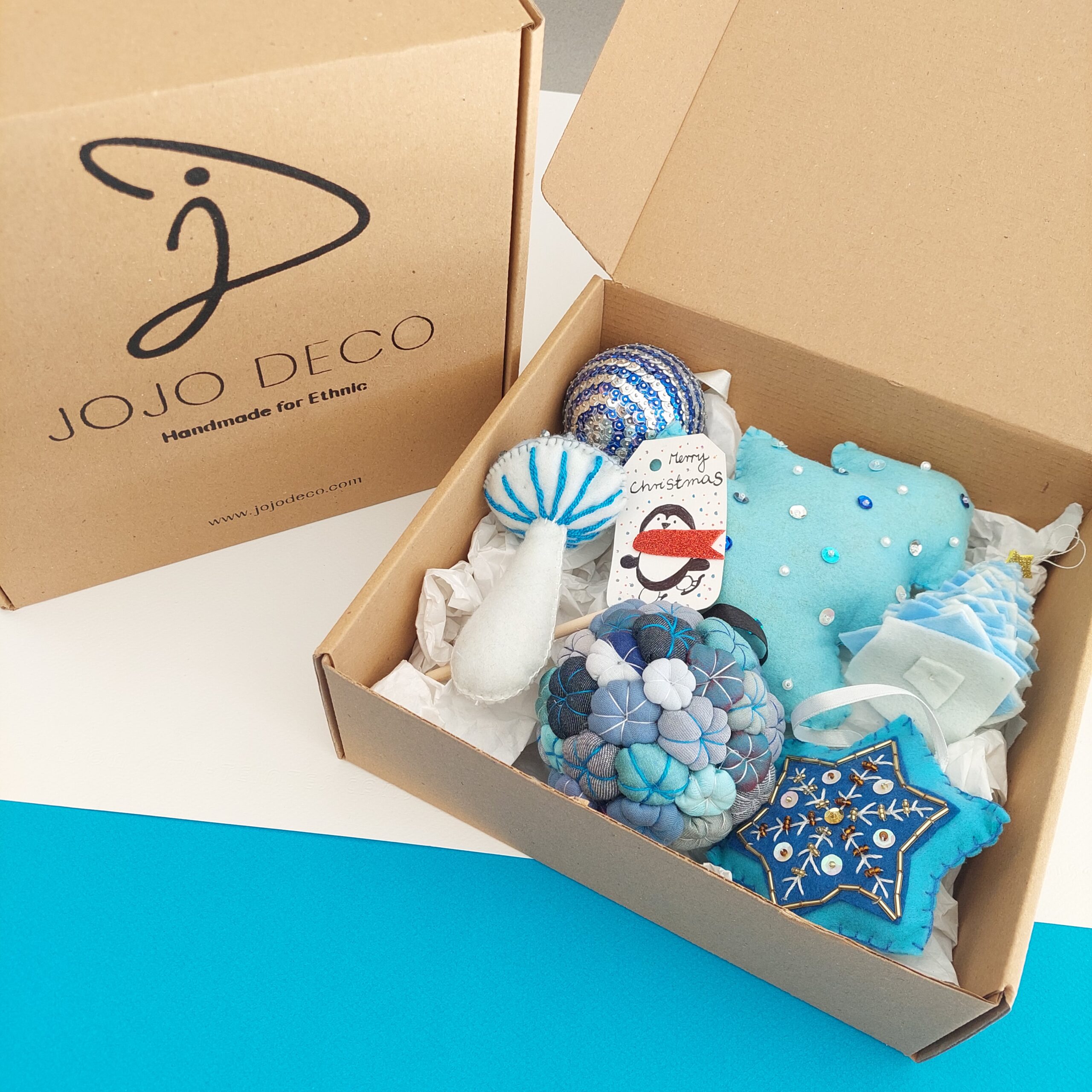 Coffret de décoration de noël bleu